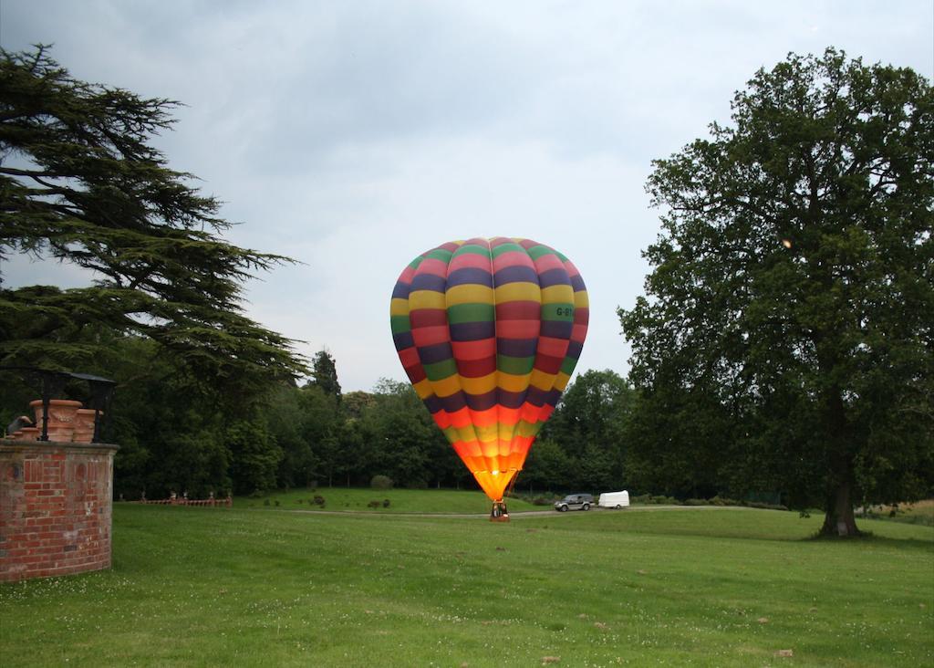 Bed and Breakfast Hambledon House Godalming Exterior foto